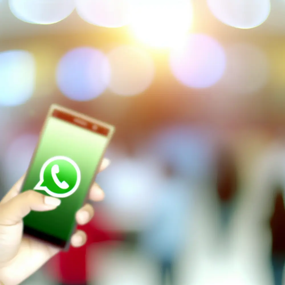 10 Customer Service Tips on WhatsApp to Make Your Brand Shine [COMPLETE GUIDE]
