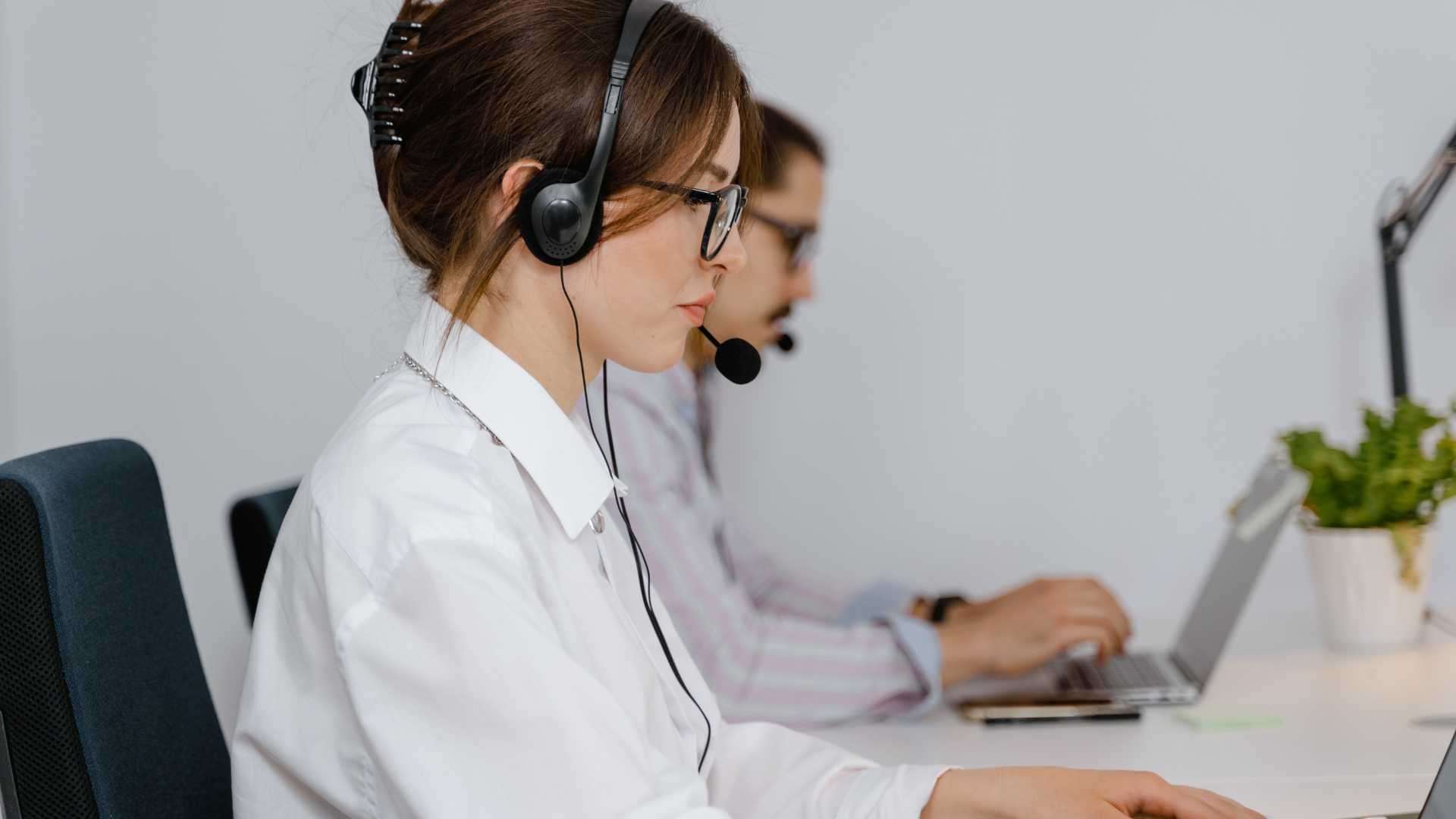 Central de Atención al Cliente: Qué es, Cómo Montarla + 10 Herramientas