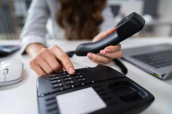 WhatsApp Business con Teléfono Fijo: ¿Cómo Configurarlo?